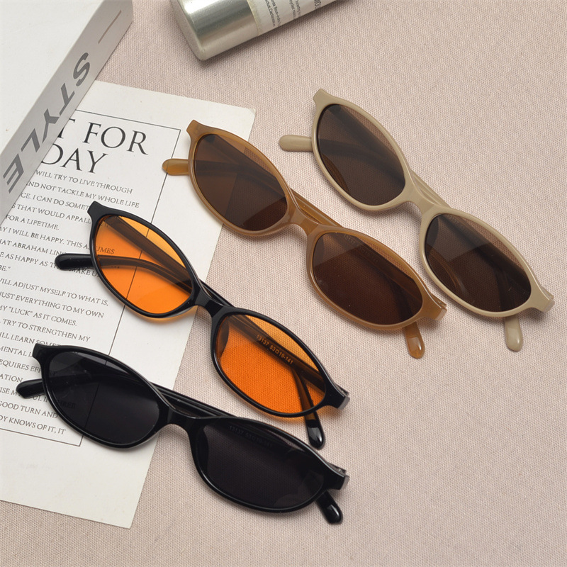 Vintage Fashion Glasses - New Retro Oval Cat Eye Sunglasses