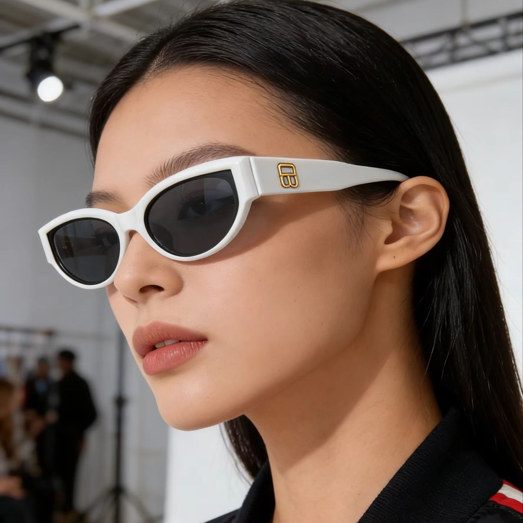 Vintage Fashion Glasses - Women Retro Cat Eye Sunglasses Small