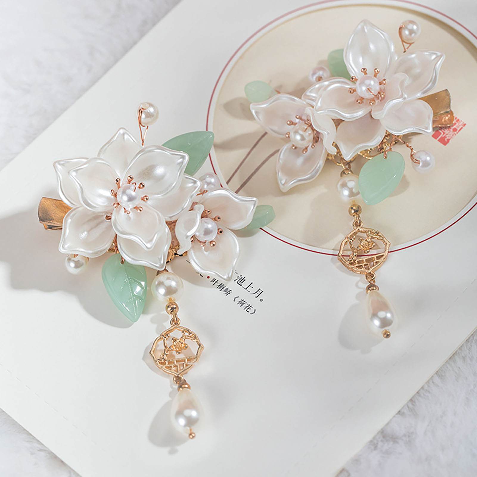 Vintage Camellia Hair Clip Ele - đánh giá và giá Vintage Fashion Guild