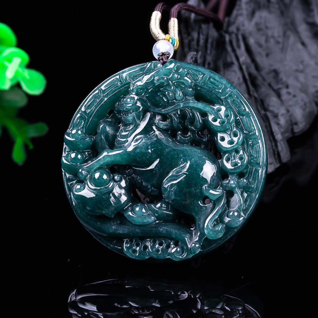 Burmese Jadeite Dragon Pendant - đánh giá và giá Vintage Fashion Women