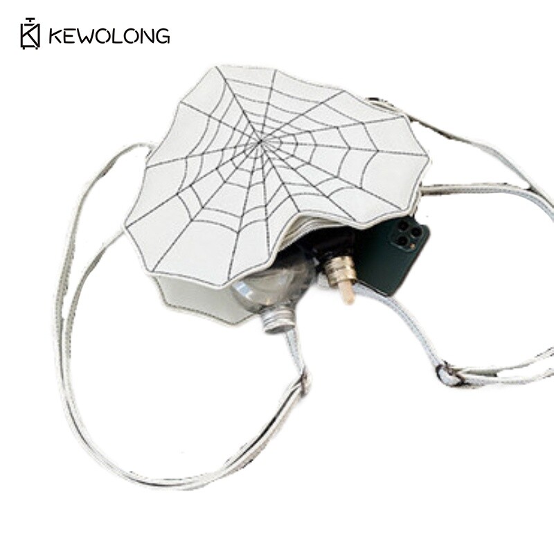 Gothic Bat Shape Shoulder Bag  - đánh giá và giá French Vintage Fashion