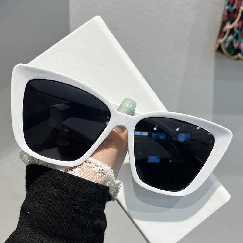 Trendy Cat Eye Sunglasses for  - đánh giá và giá Vintage Fashion Glasses