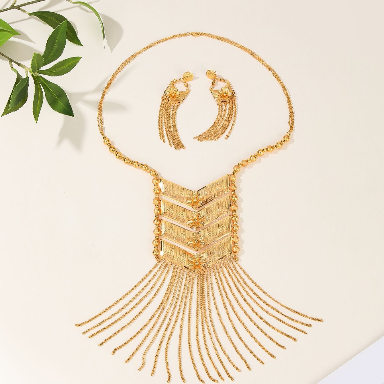 New Dubai 24K Gold Plated Allo - đánh giá và giá Vintage Fashion Guild