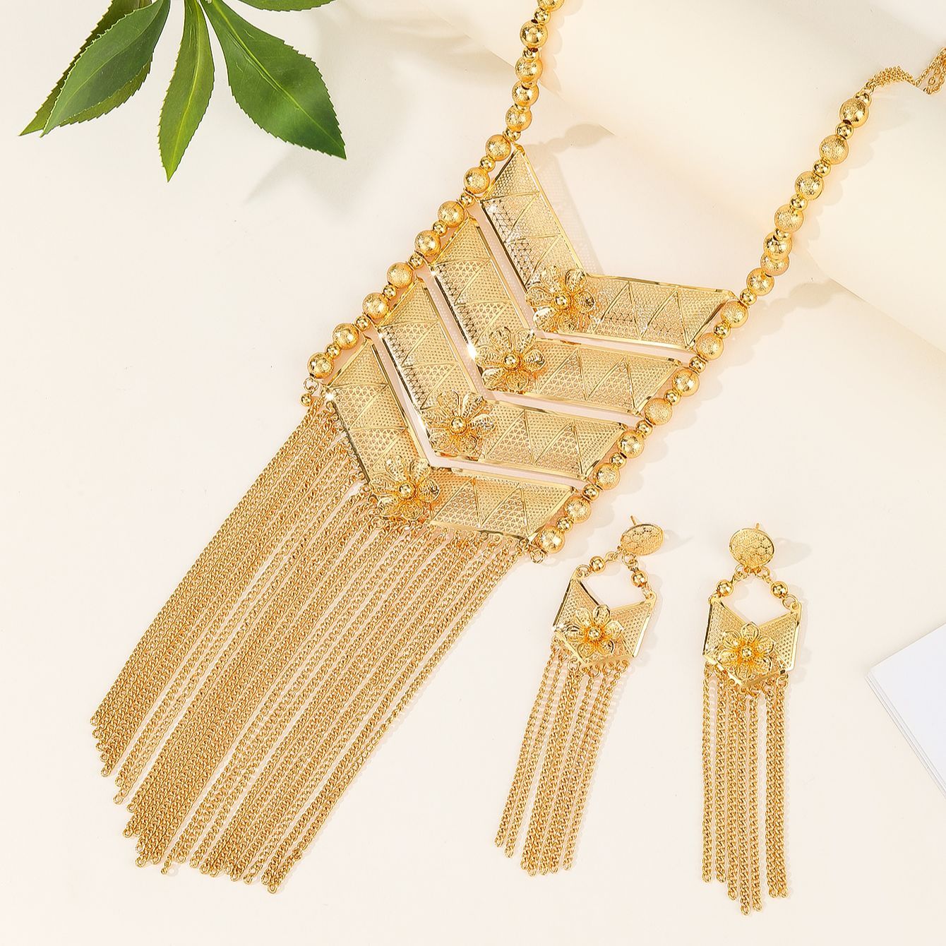 New Dubai 24K Gold Plated Allo - đánh giá và giá Vintage Fashion Guild